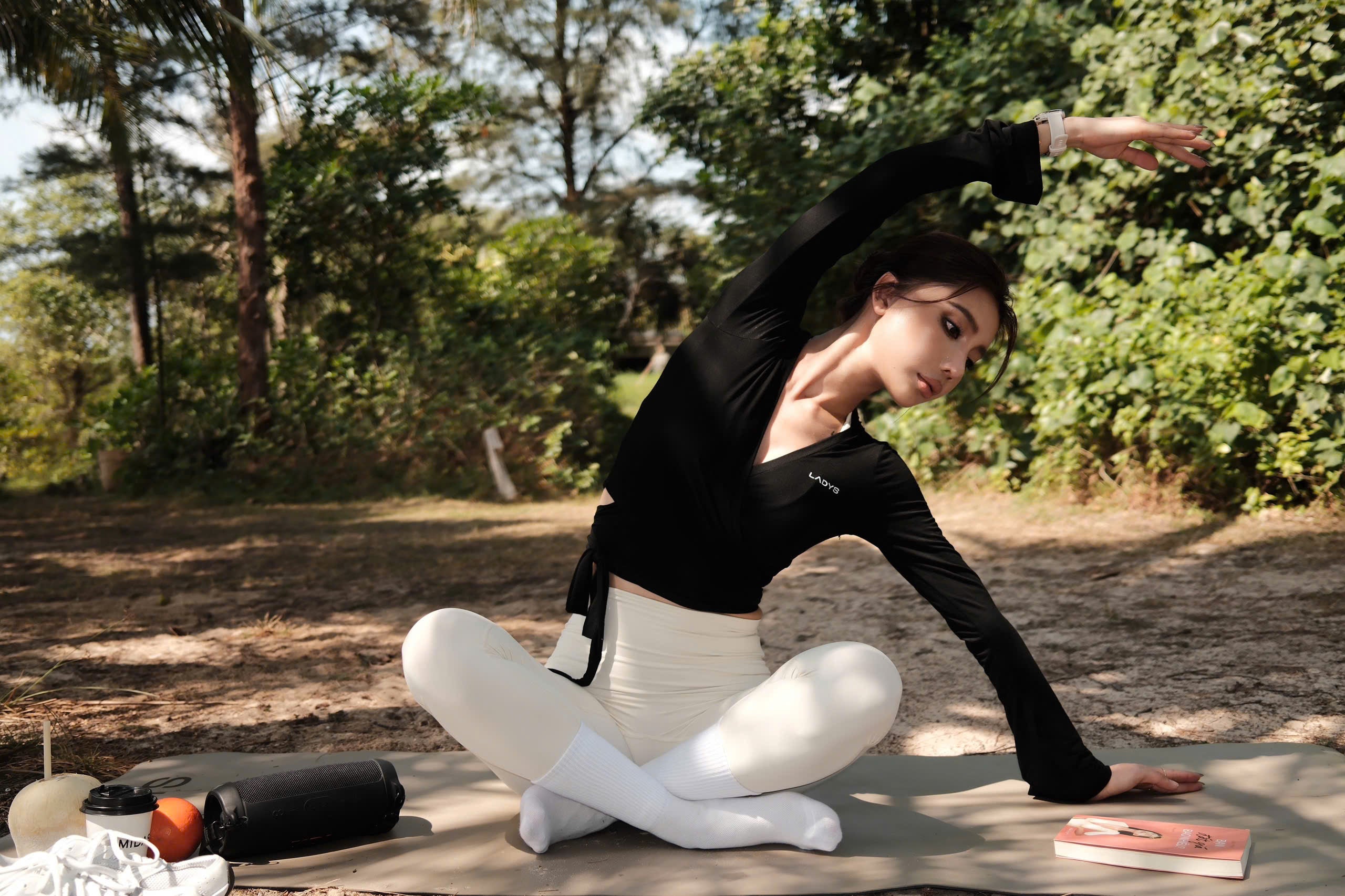 𝐓𝐫𝐚𝐢𝐧 𝐬𝐦𝐚𝐫𝐭𝐞𝐫, 𝐧𝐨𝐭 𝐣𝐮𝐬𝐭 𝐡𝐚𝐫𝐝𝐞𝐫